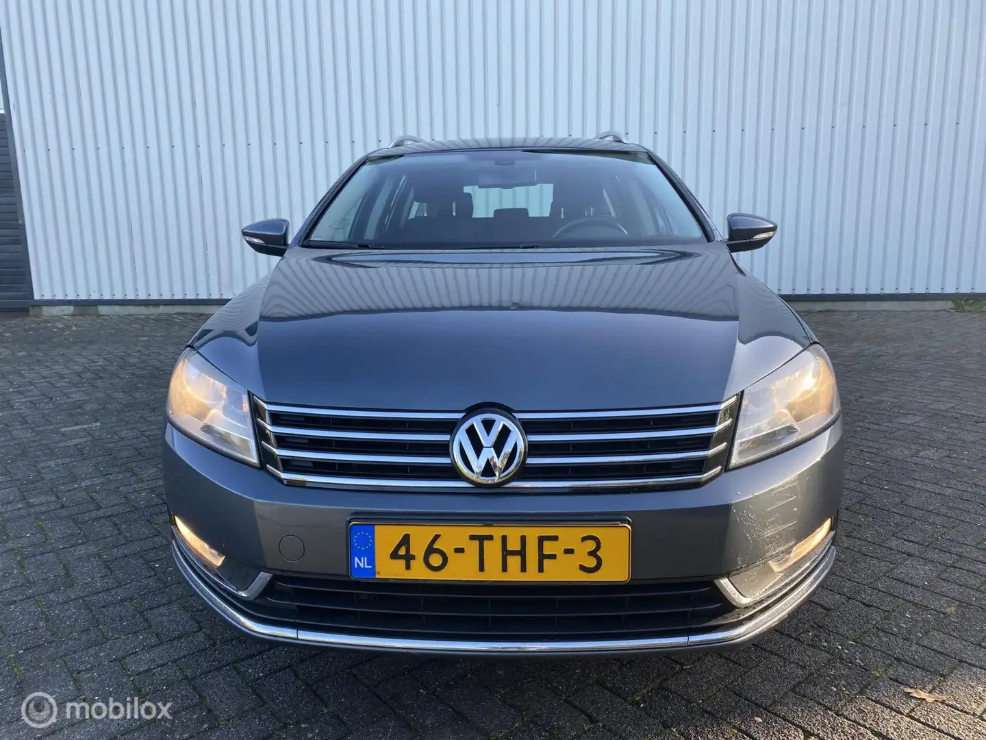 Volkswagen Passat Variant 1.4 TSI Comfortline BlueMotion Grau - 2