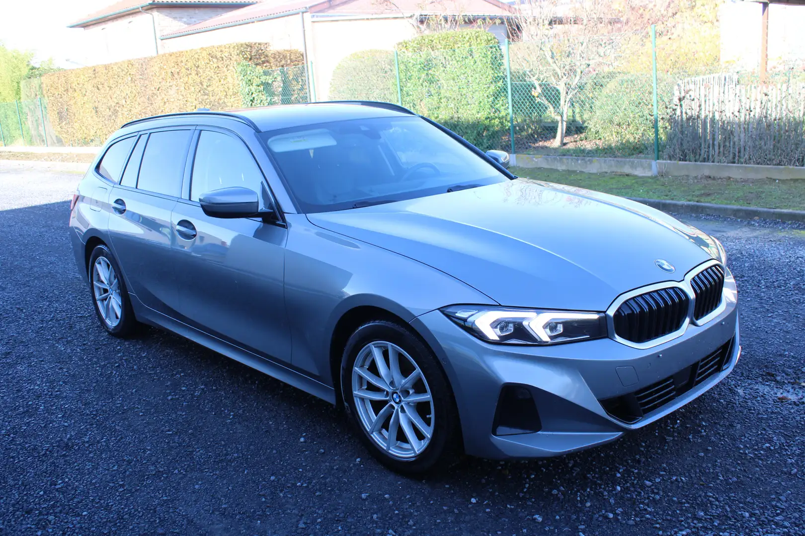 BMW 318 318d *NIEUW MODEL* GPS LEDER ADAPTCRUISE CAMERA Gris - 2