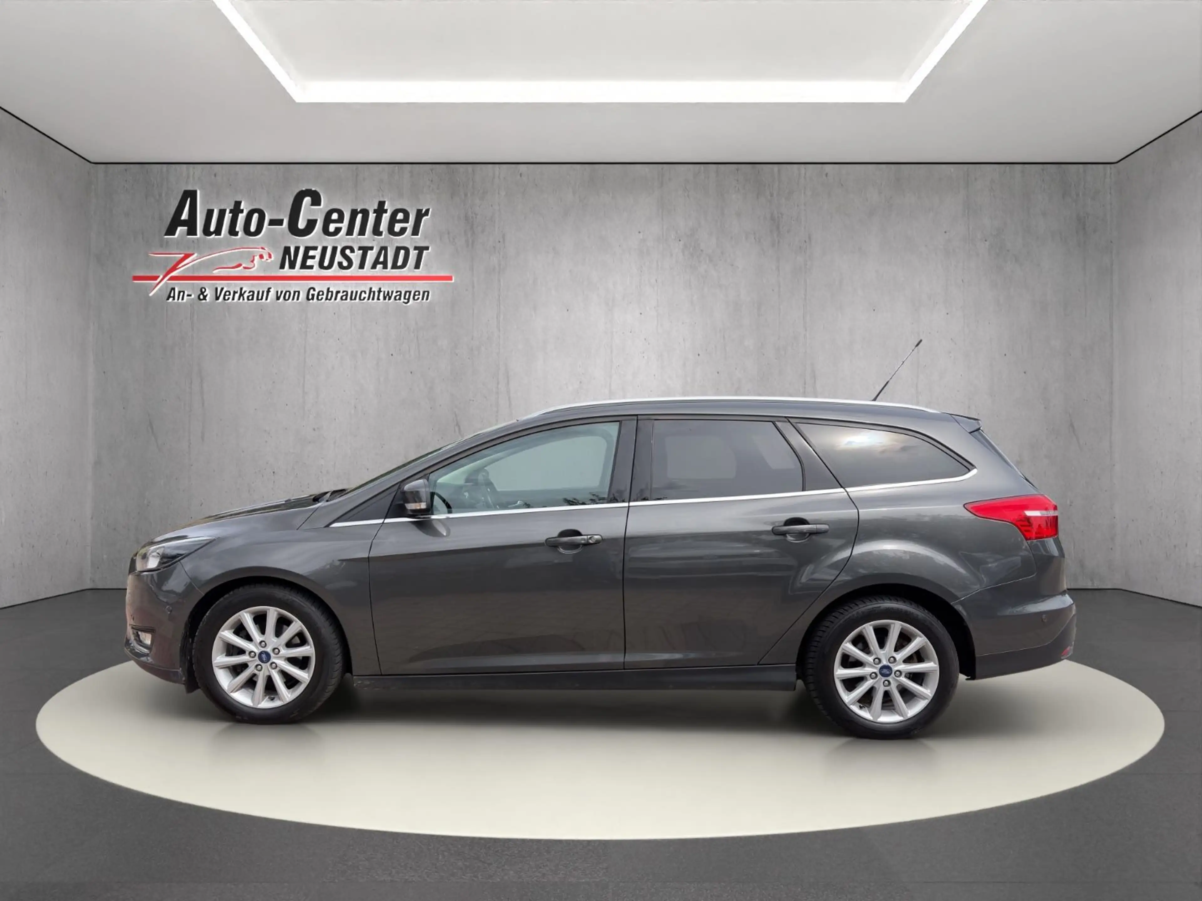 Ford Focus Turnier Titanium NAVI/PDC/KLIMAA/SHZ — photo 3