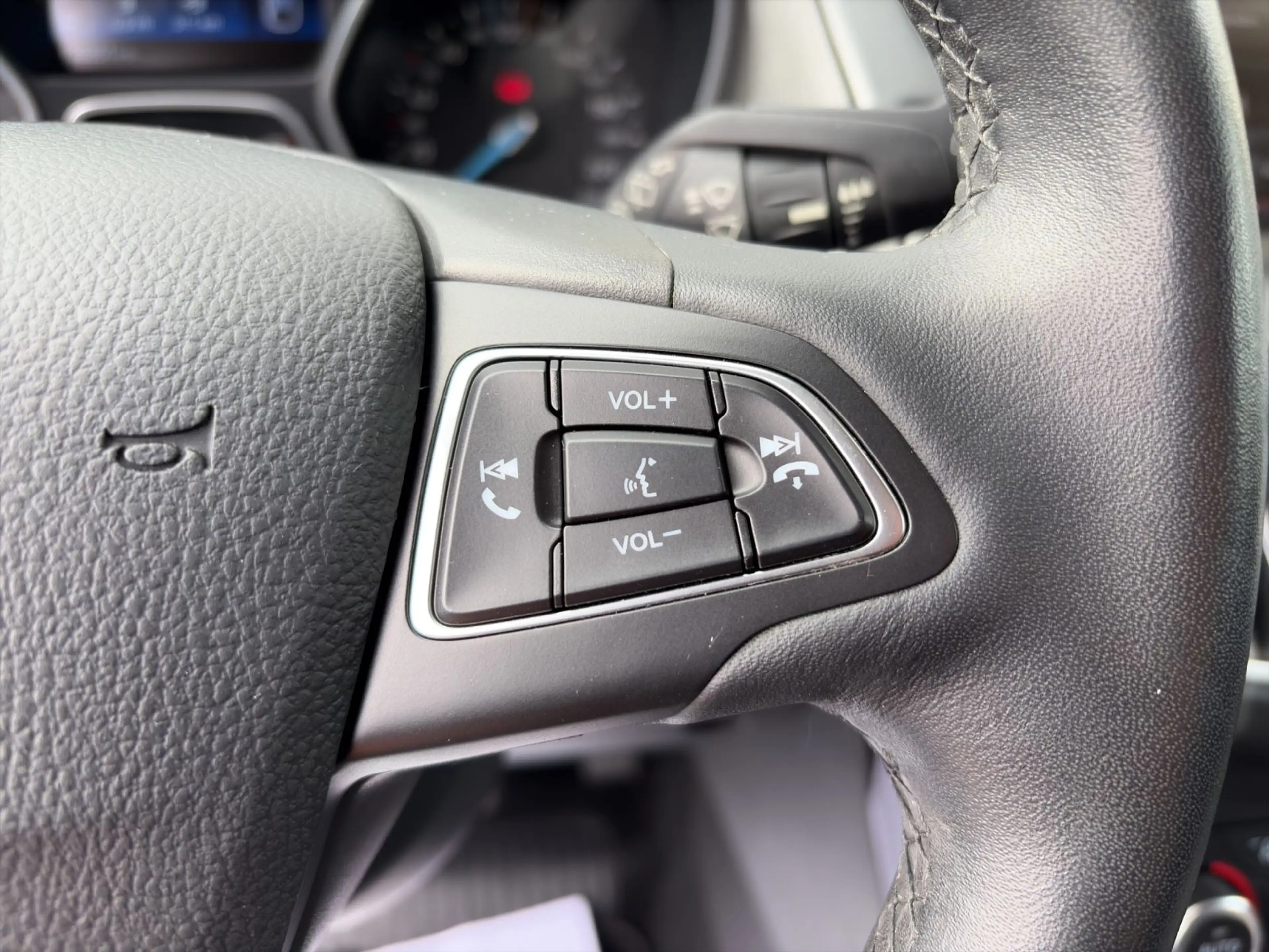 Ford Focus Turnier Titanium NAVI/PDC/KLIMAA/SHZ — photo 15