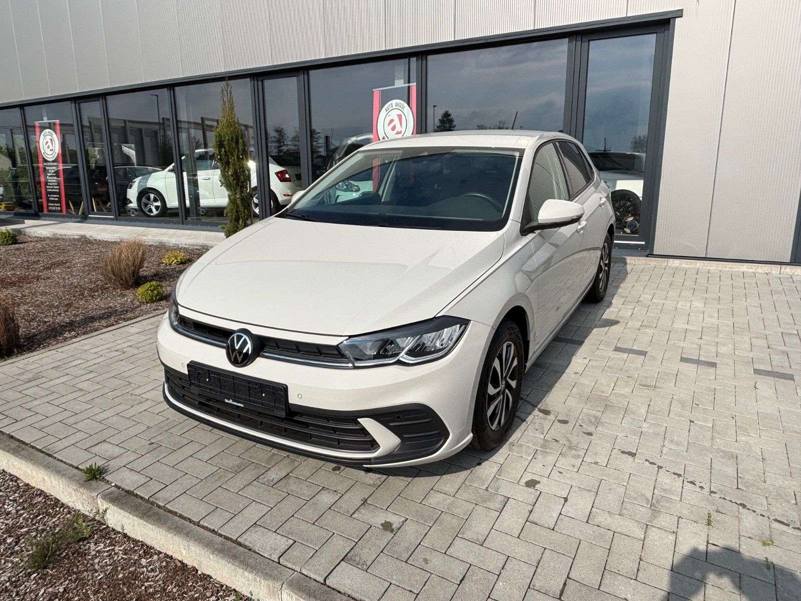 Second hand Volkswagen Polo 1.0