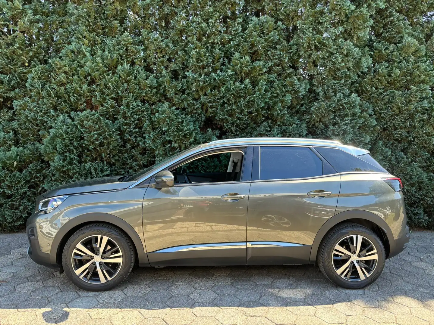 Peugeot 3008 1.2 PureTech Première - Automaat Grijs - 2