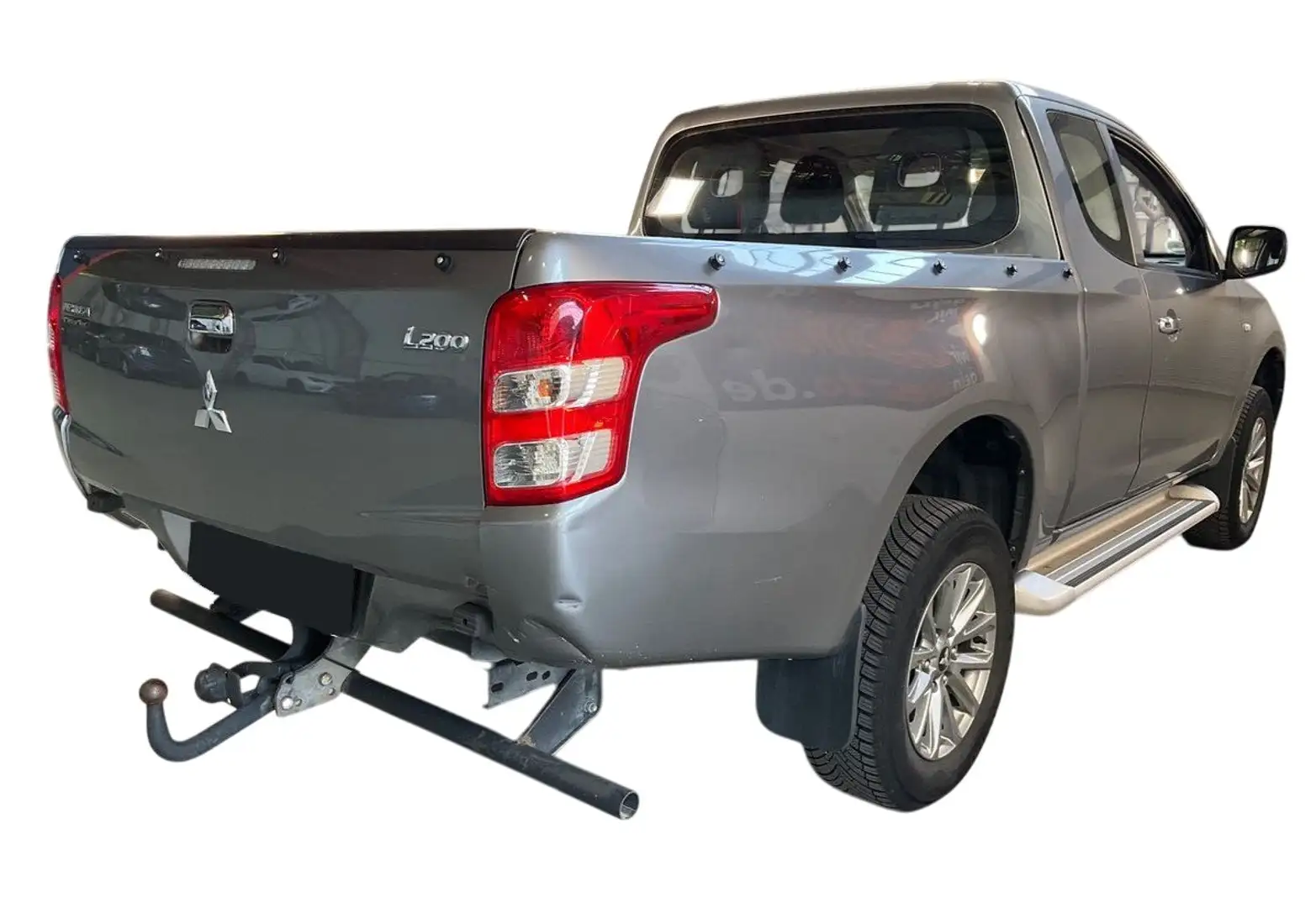 Mitsubishi L200 L200 2.4 DiD CLUB CAB 4X4 GANCIO 24.850+IVA Grigio - 2
