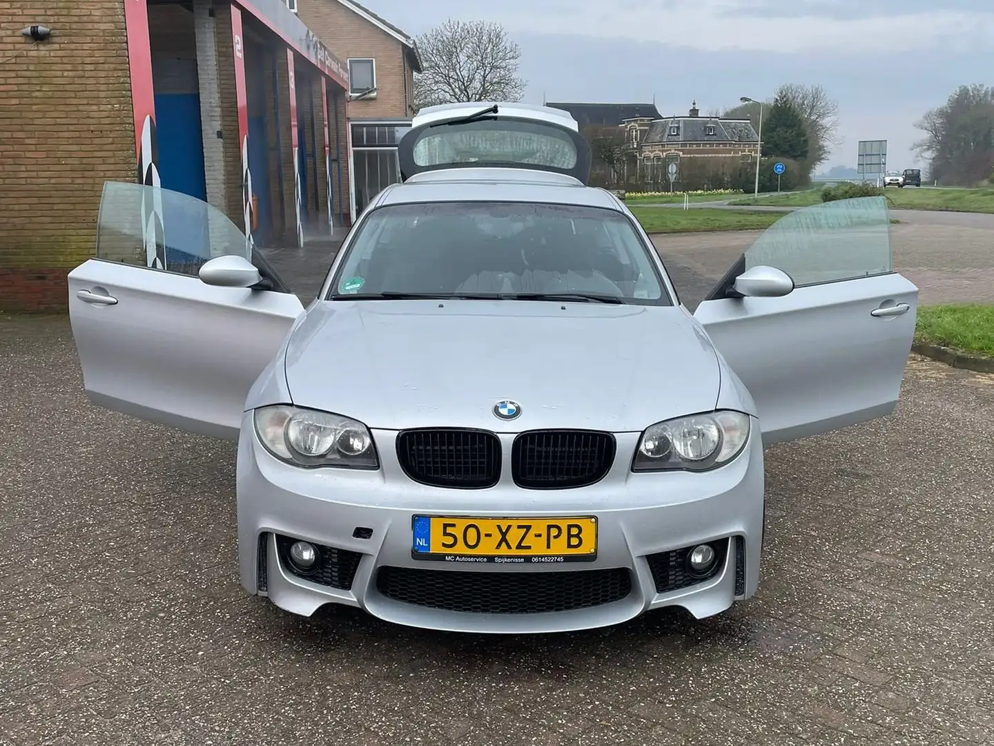 BMW 116 116i Introduction srebrna - 1