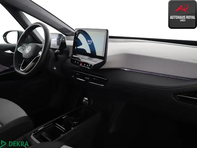 Volkswagen ID.3 view 9