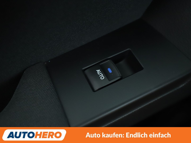 Toyota Auris 1.2 Turbo Edition-S *NAVI*CAM*TEMPO*KLIMA* — photo 10