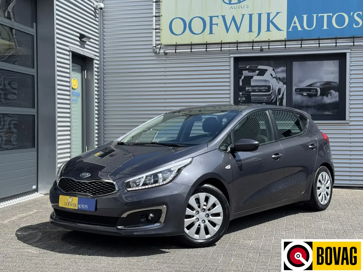 Kia Ceed / cee'd 1.4 GDi Navigator Airco Navi Camera CarPlay siva - 1