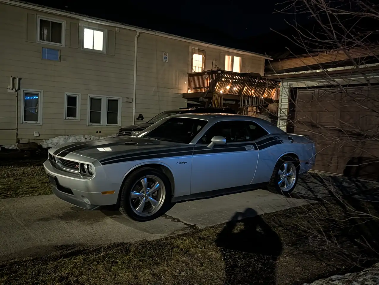Dodge Challenger снимка Dodge Challenger