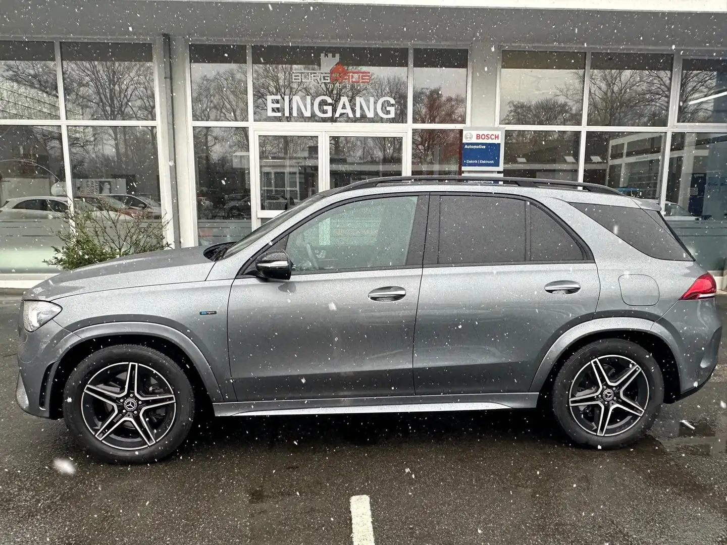 Mercedes-Benz GLE 350 de AMG LINE/9G/4M/AHK/PANO/DISTR/LED Grau - 2