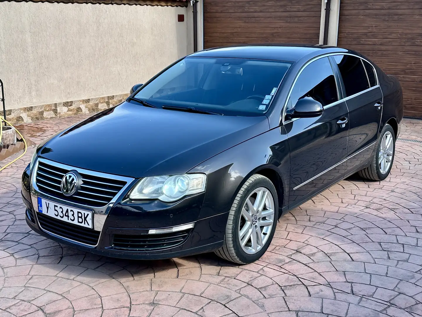 Volkswagen Passat 2.0 TDI DPF DSG Highline - 1