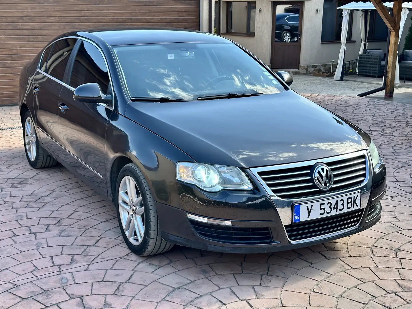 Volkswagen Passat 2.0 TDI DPF DSG Highline - 2