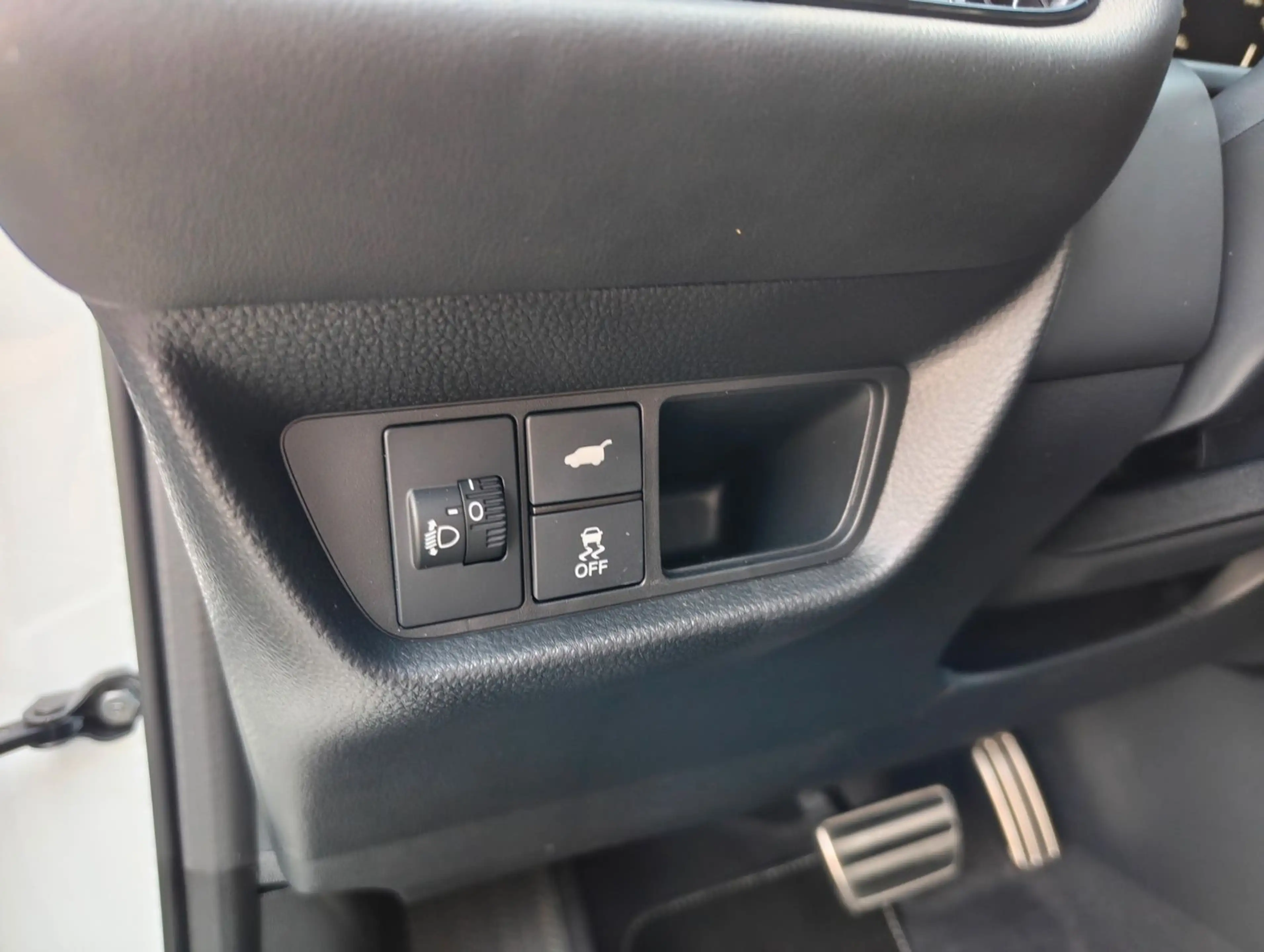 Honda ZR-V 2,0 e:HEV Sport Navi/LED/Kamera — photo 14