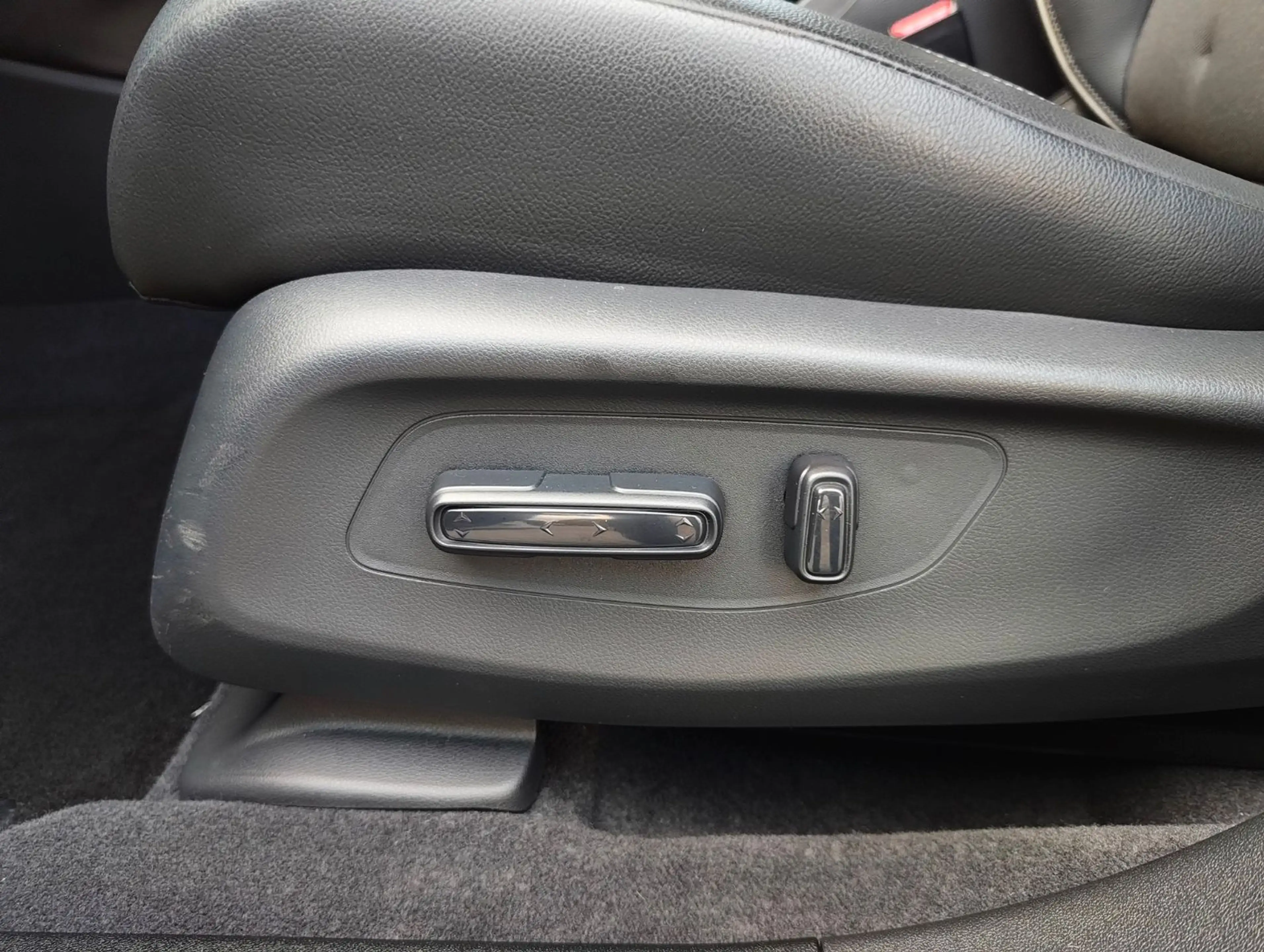 Honda ZR-V 2,0 e:HEV Sport Navi/LED/Kamera — photo 13