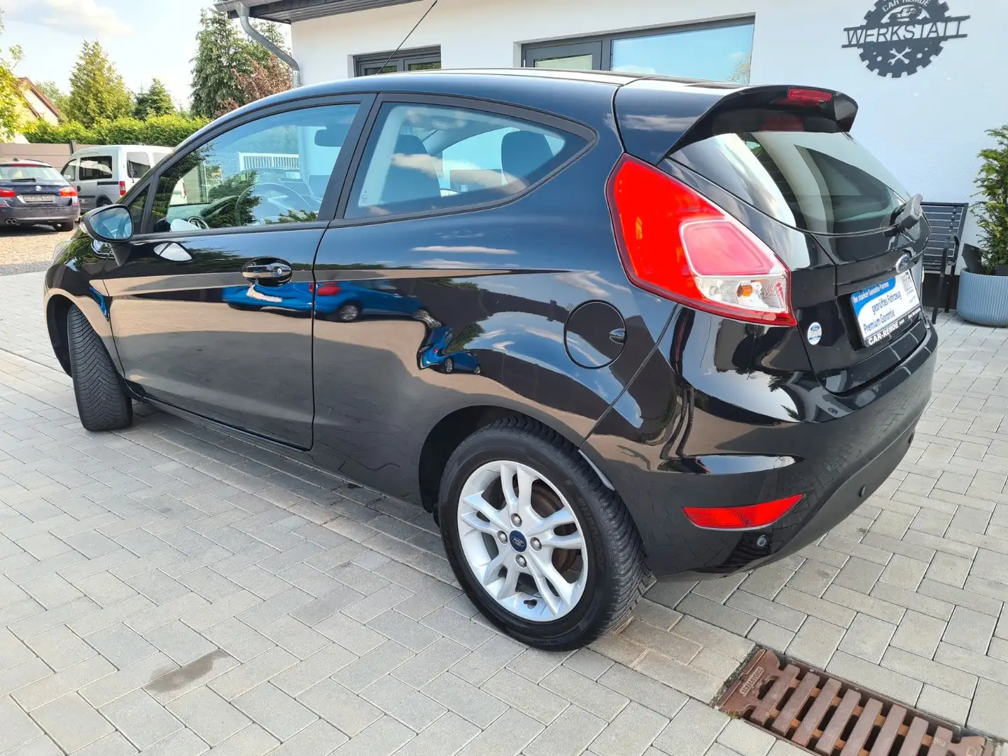 Ford Fiesta Trend*SHZ*PDC*ALU*LRH*beh.Frontscheibe* Schwarz - 2