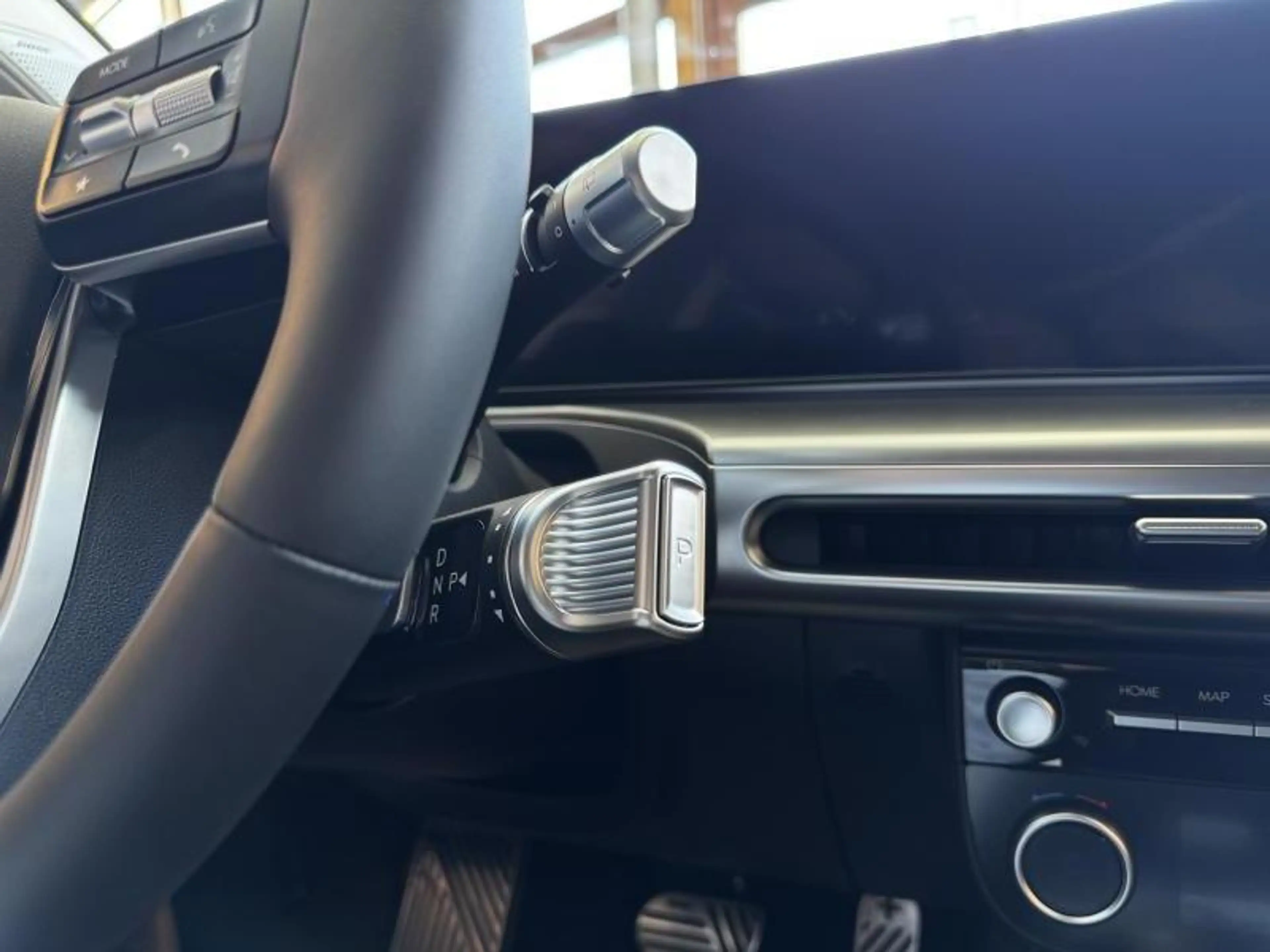 Hyundai IONIQ 9 Business Plus Sunroof AWD 110 kWh 7 Seater — photo 14