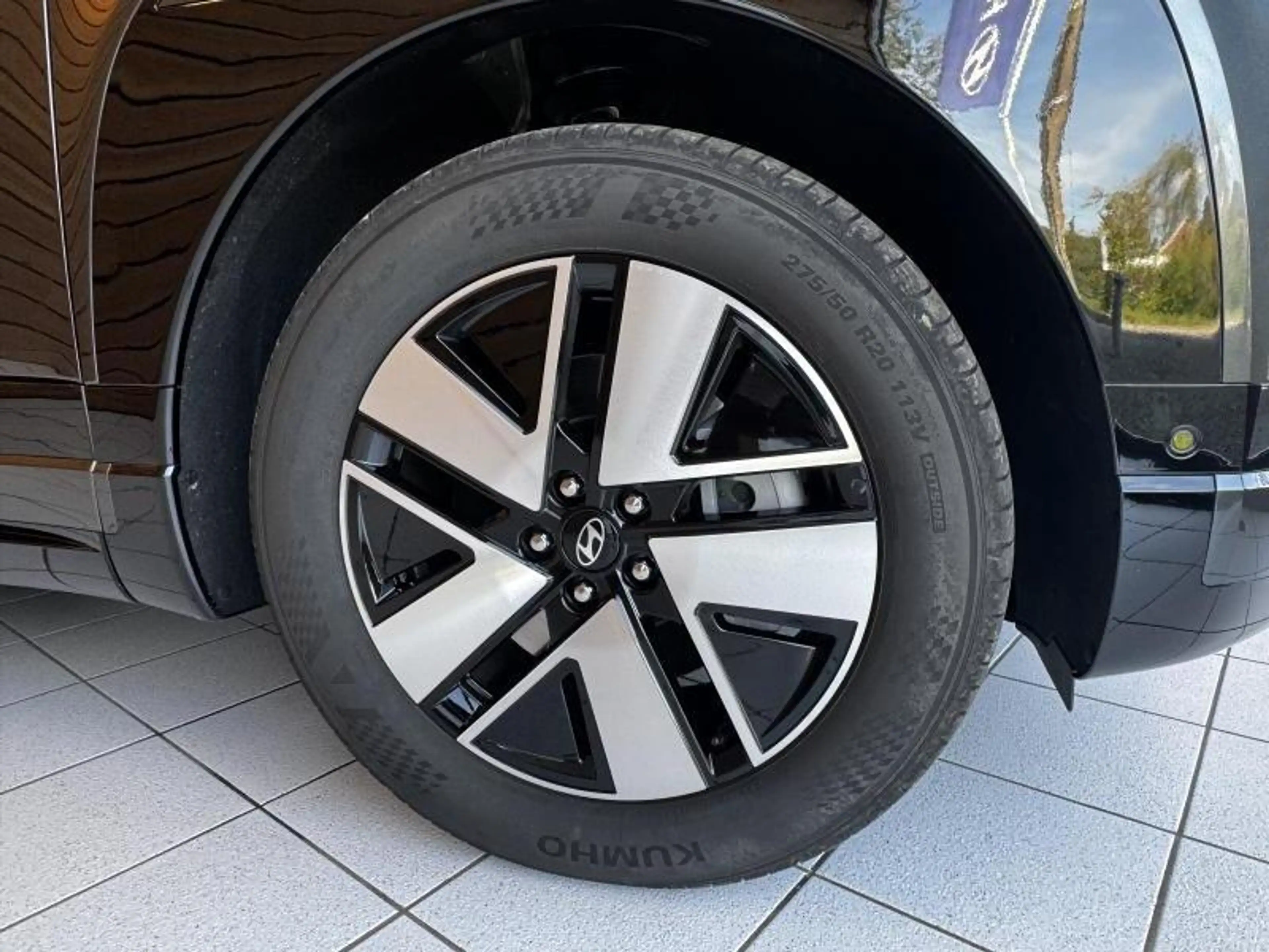 Hyundai IONIQ 9 Business Plus Sunroof AWD 110 kWh 7 Seater — photo 3