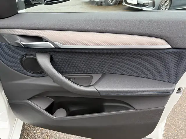 BMW X2 view 27