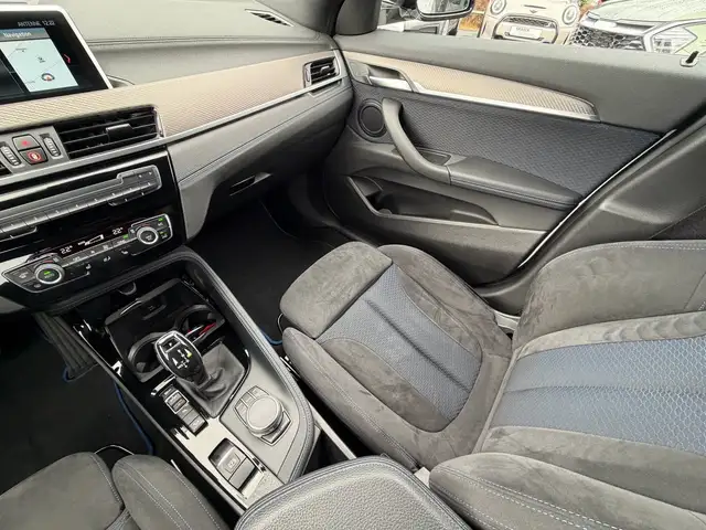 BMW X2 view 22