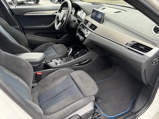 BMW X2 view 19
