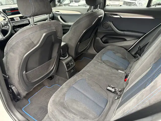 BMW X2 view 18