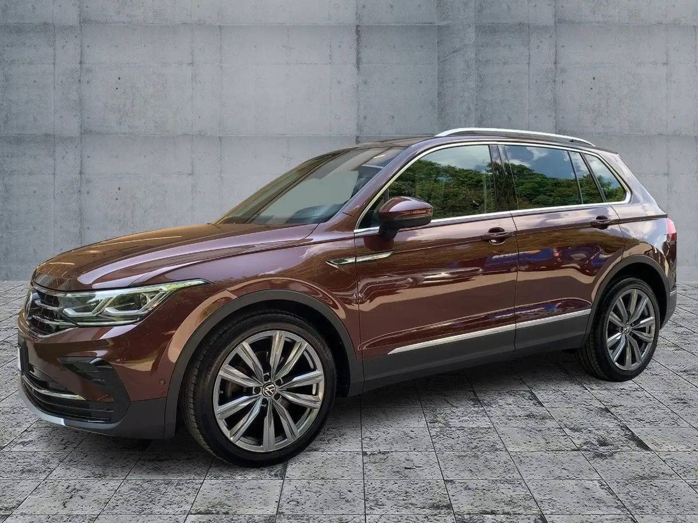 Volkswagen Tiguan 2.0 TDI 4M ELEGANCE MATRIX+NAVI+AHK+PANO Brun - 2