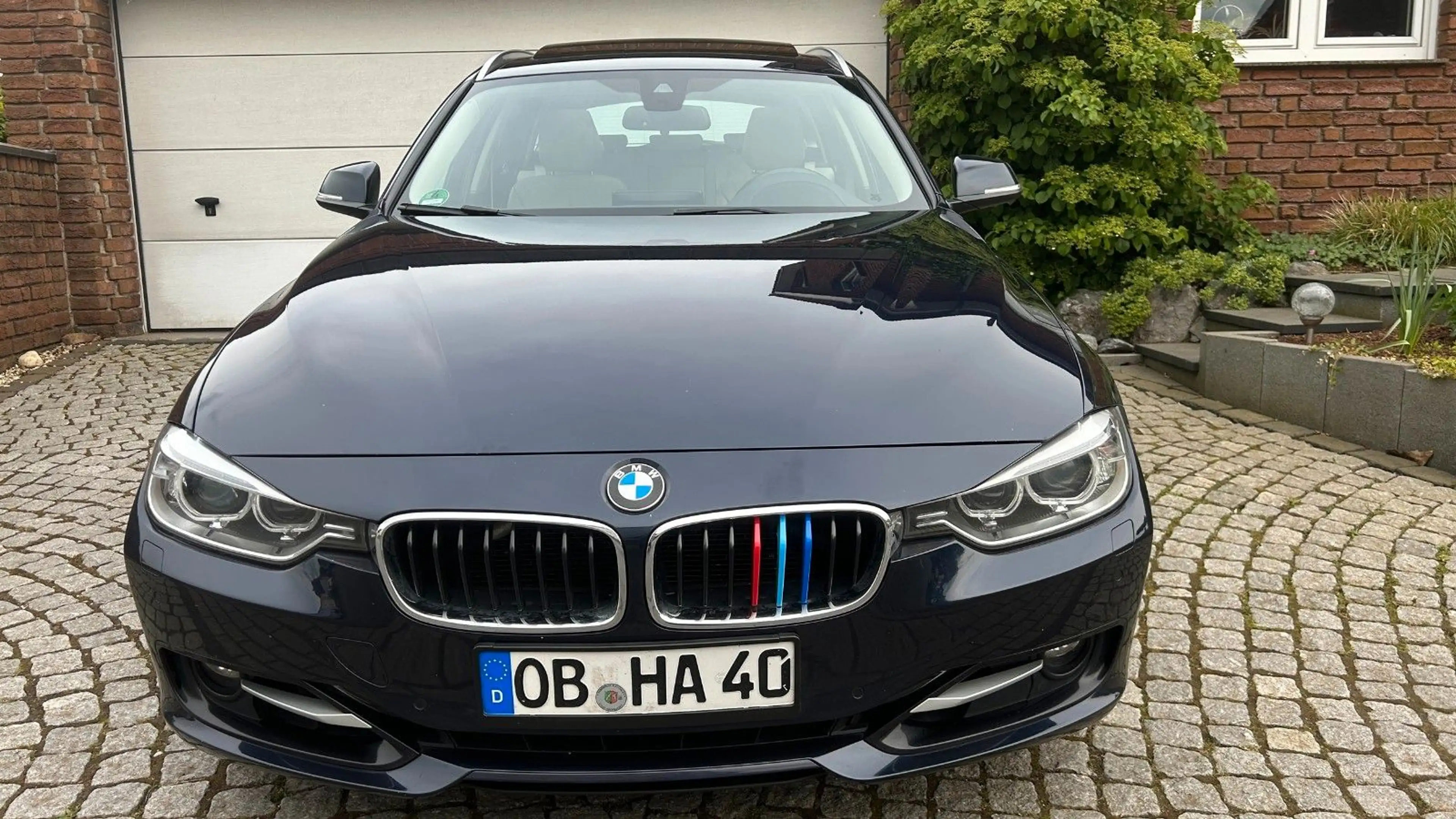 BMW 335 d x-Drive Touring /Panoramadach/Leder/Autom. — photo 9