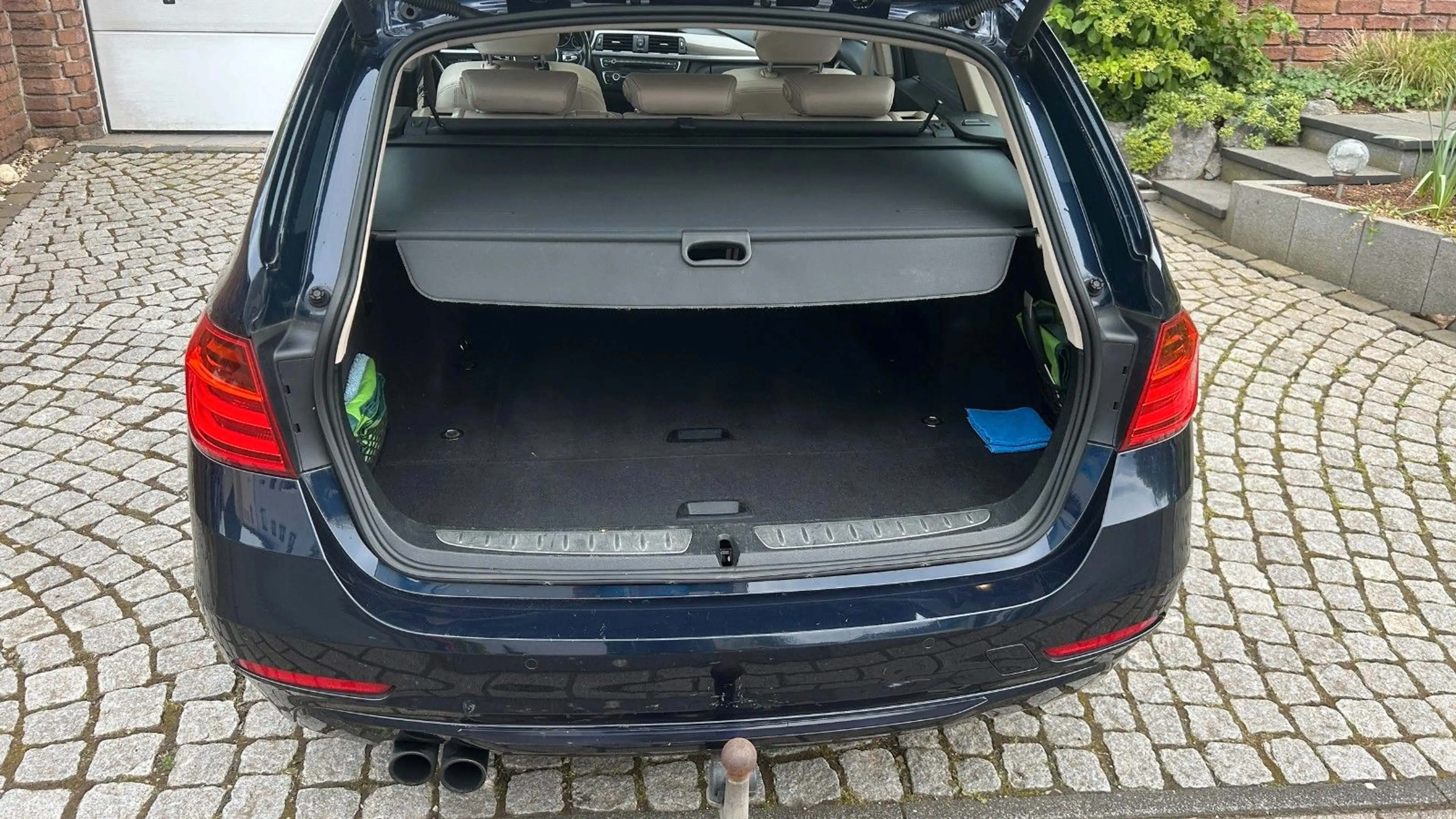 BMW 335 d x-Drive Touring /Panoramadach/Leder/Autom. — photo 14