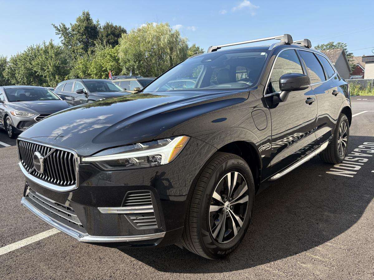 2023 Volvo XC60 T8  hybride rechargeable AWD air climatisé vitre e