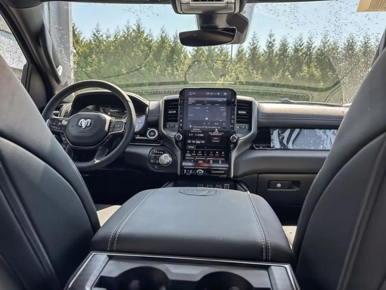 RAM 1500 снимка RAM 1500