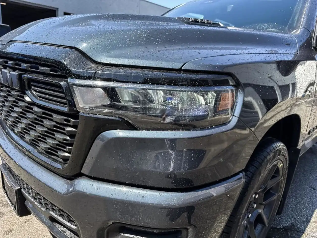 RAM 1500 снимка RAM 1500