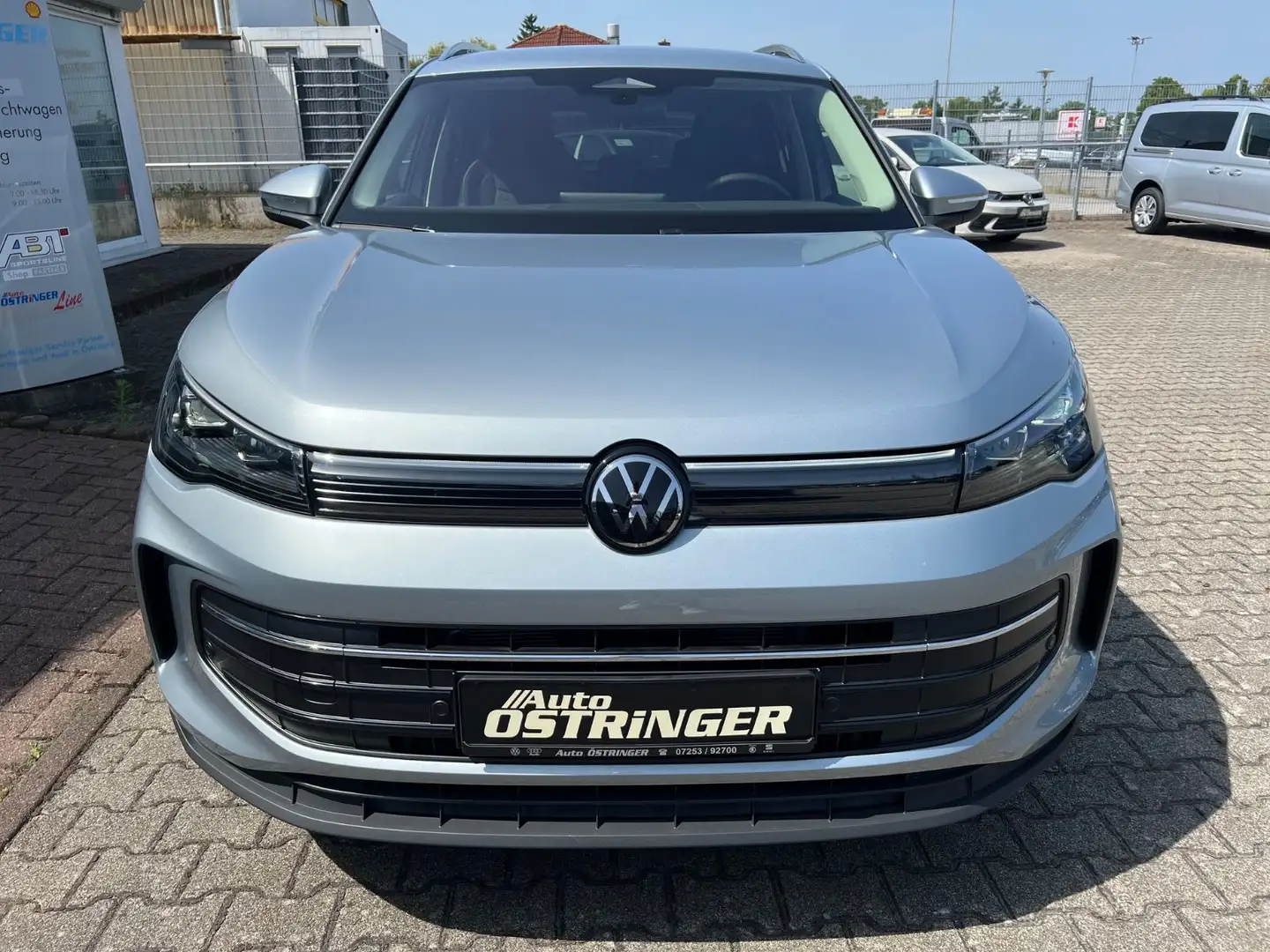 Volkswagen Tiguan 1.5 eTSI DSG AHK Standheizung Silber - 2