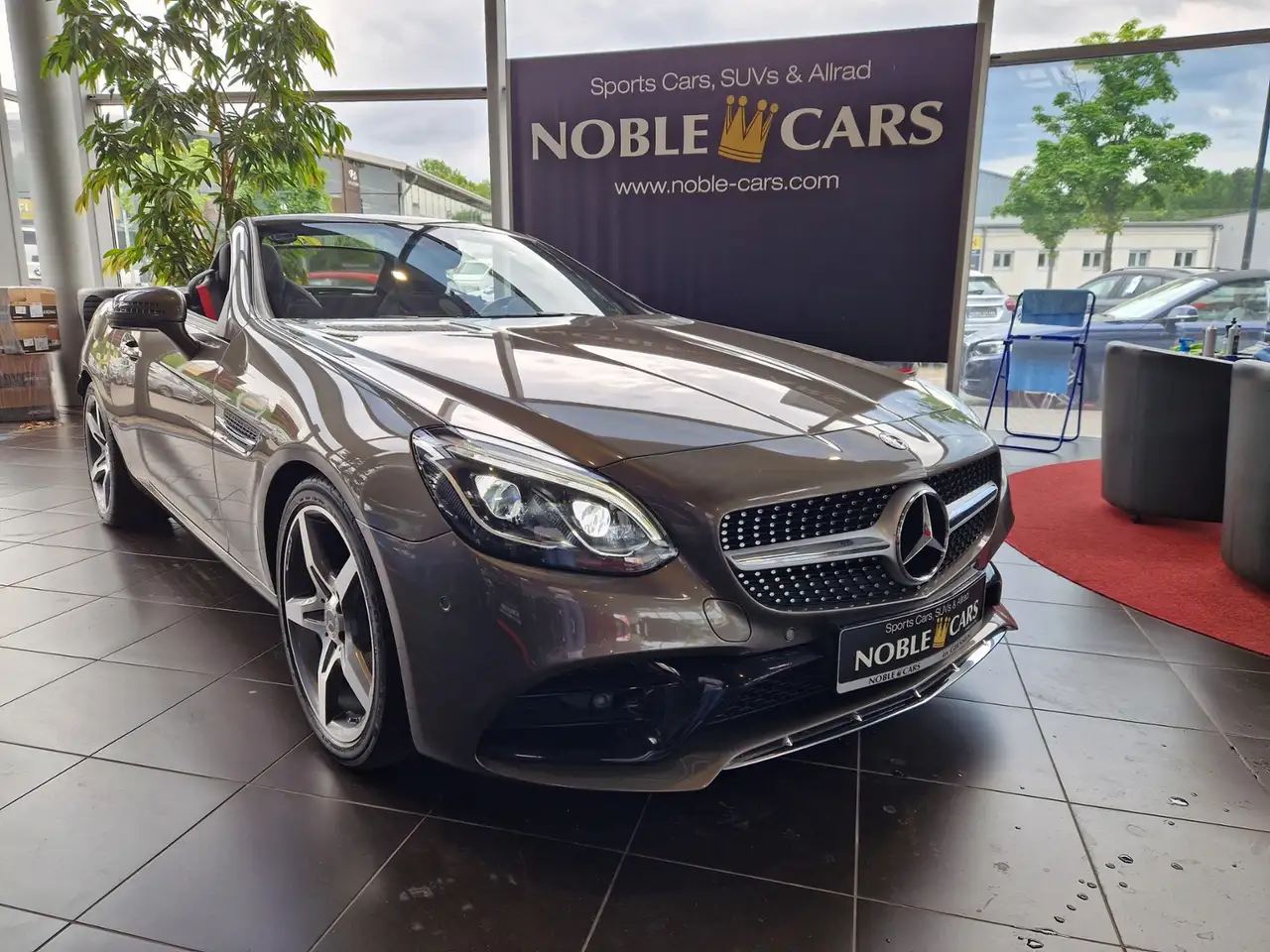 Mercedes-Benz SLC 300