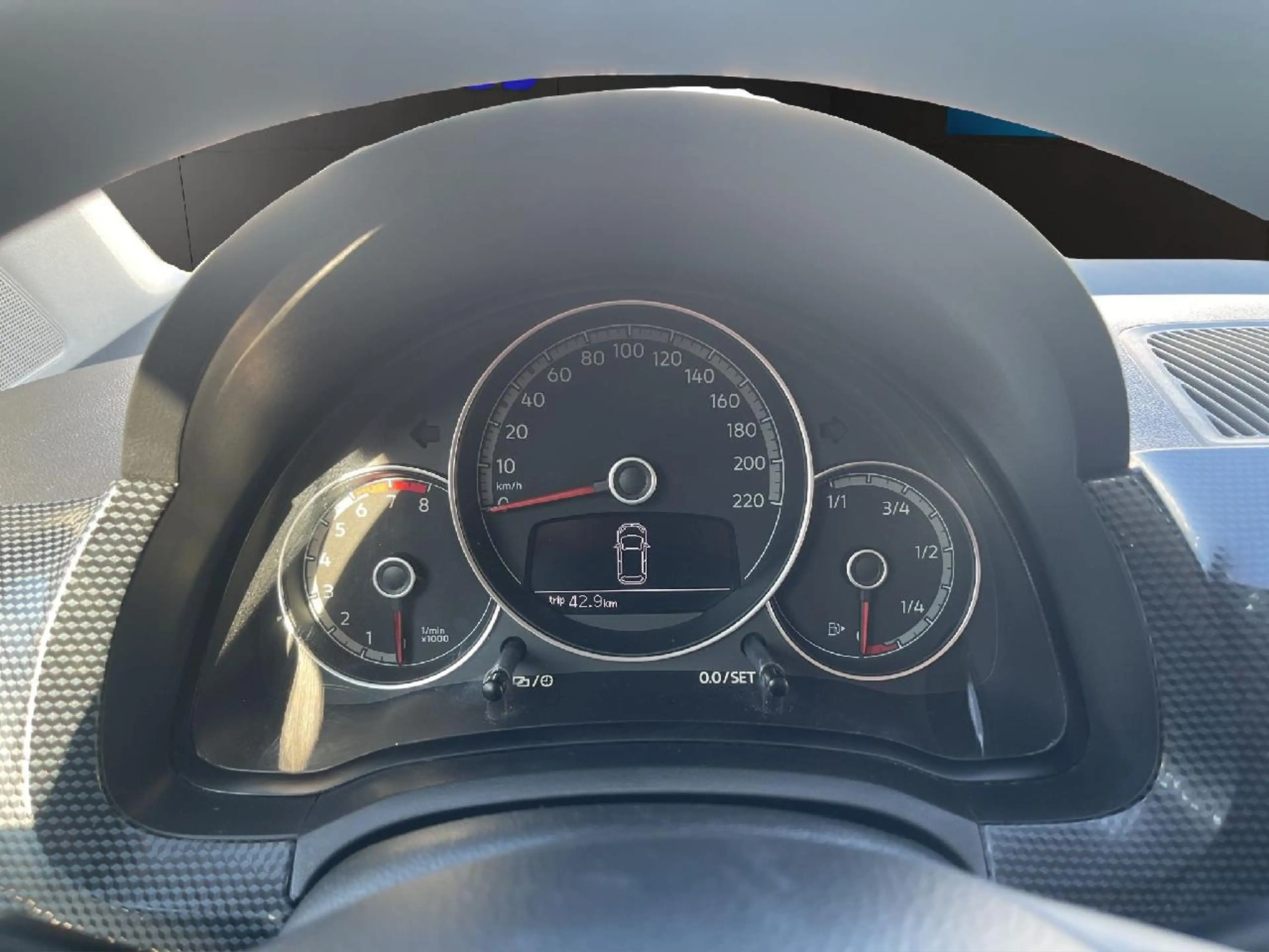 Volkswagen up! *Klimaup!*Licht & Sicht*Bluethooth*Telefon* — photo 11