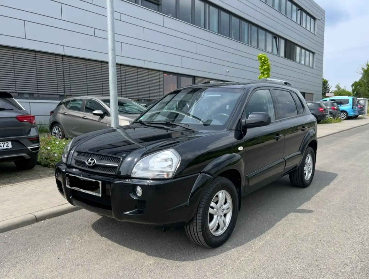 Hyundai TUCSON Tucson 2.0 2WD Team 08 Černá - 1