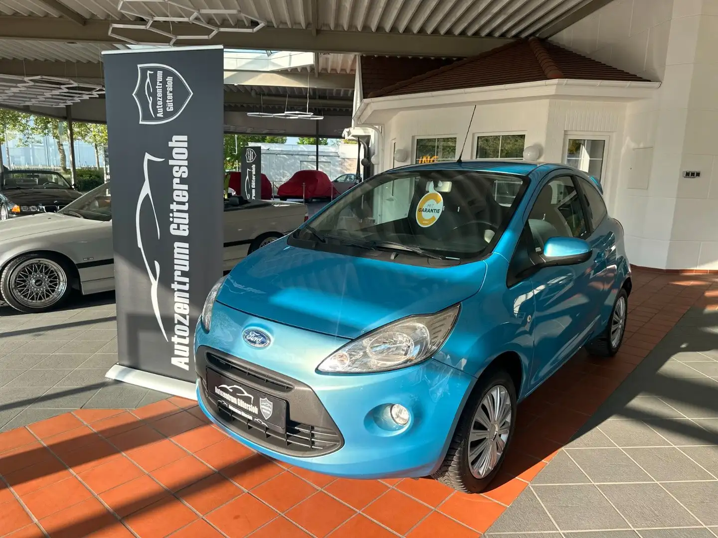 Ford Ka/Ka+ Titanium * TÜV+ AU NEU / TOP / GARANTIE * Blau - 1