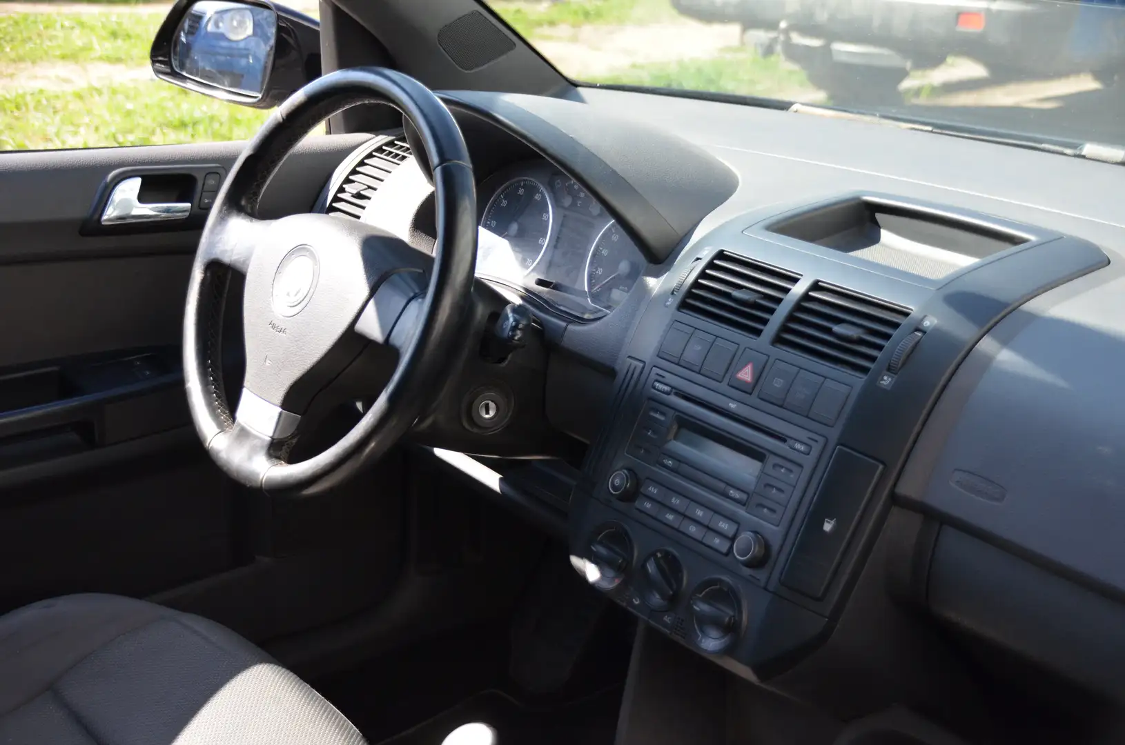 Volkswagen Polo Black Edition Noir - 2