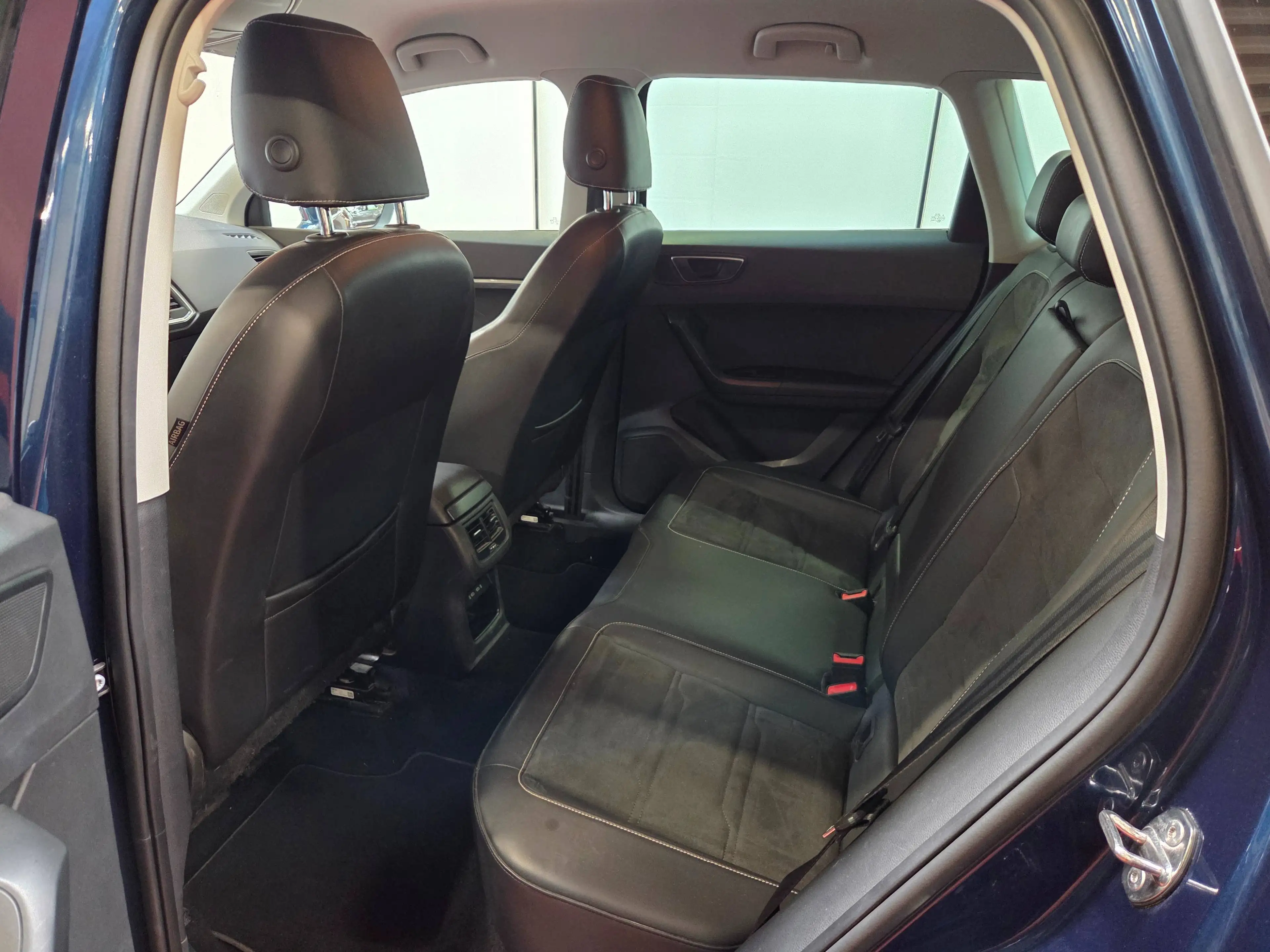 SEAT Ateca 1.5 TSi DSG Style + CUIR/ALCANTARA + LED + CAMERA + KEYLESS GO — photo 9