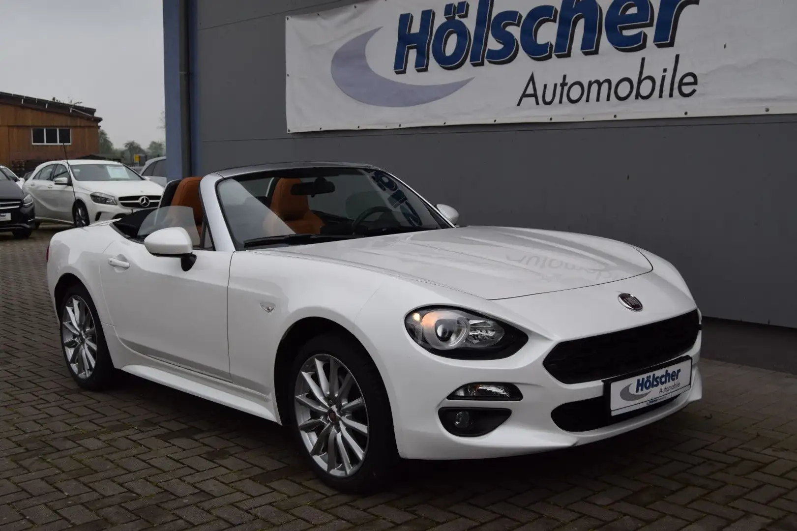 Fiat 124 Spider !AUTOM!Navi,Leder,Kam,Sitzh,Xenon,,,, Blanc - 1