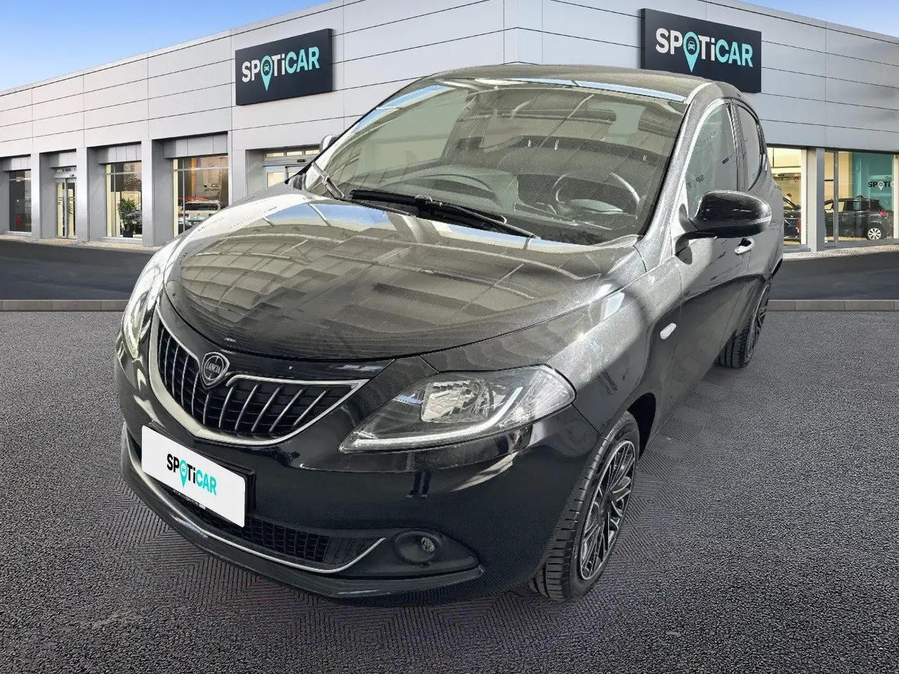 Lancia Ypsilon