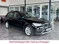 BMW X1 20i sDrive*Panorama*PDC*6 Gang* Schwarz - thumbnail 1