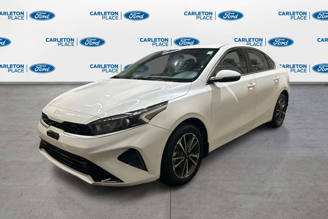 2024 Kia Forte EX  | Alloys BackUp Cam Heated Seats/Steering — снимка 2
