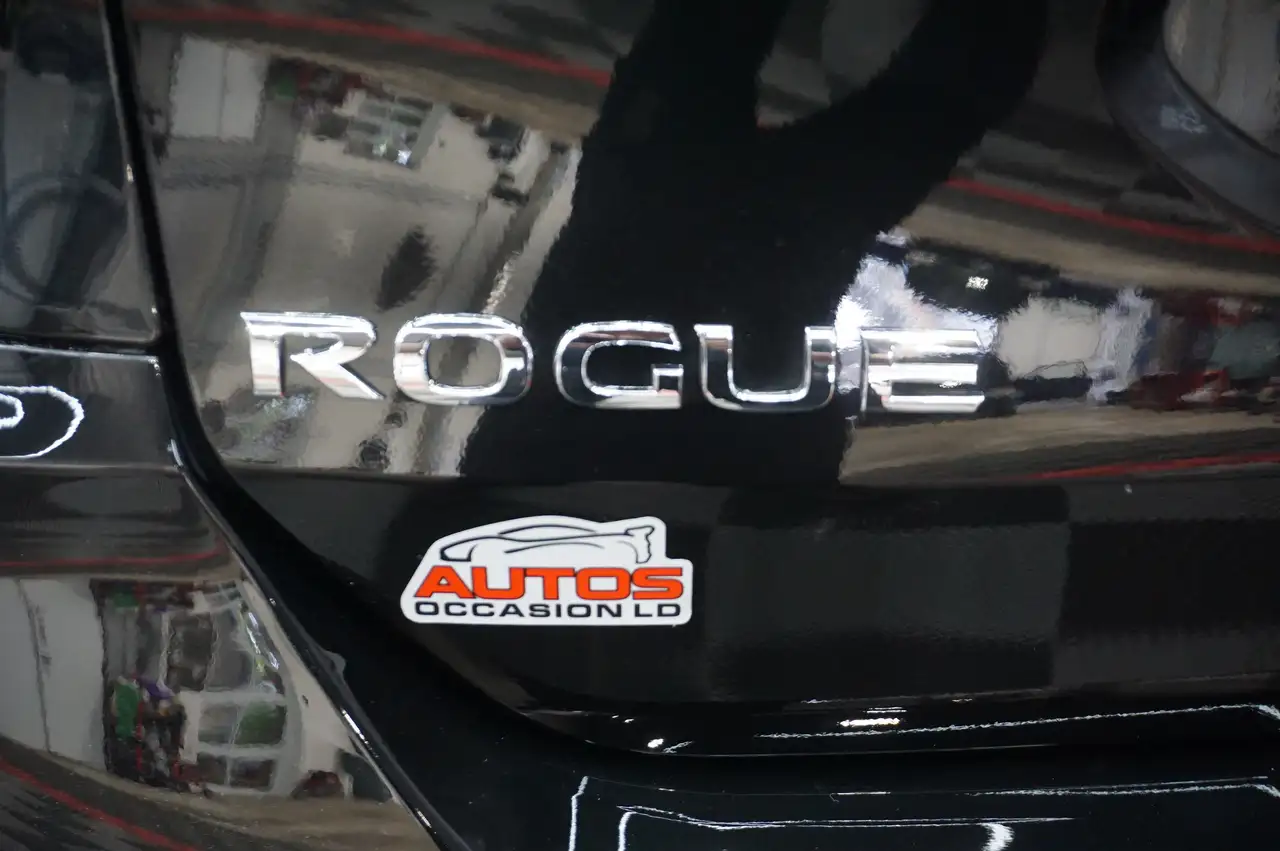 Nissan Rogue fotografie Nissan Rogue