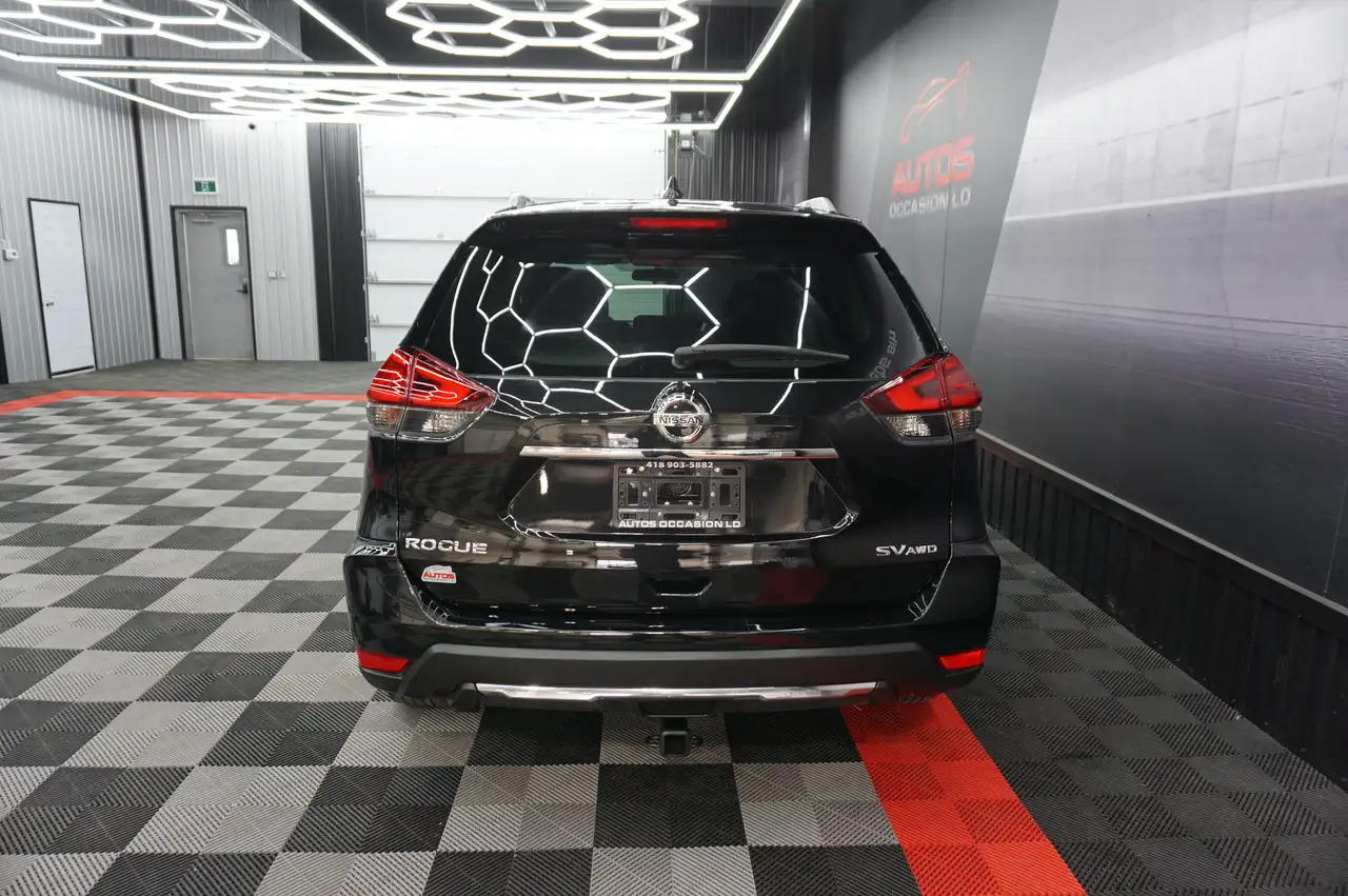 Nissan Rogue fotografie Nissan Rogue
