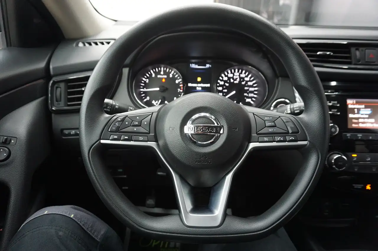 Nissan Rogue fotografie Nissan Rogue