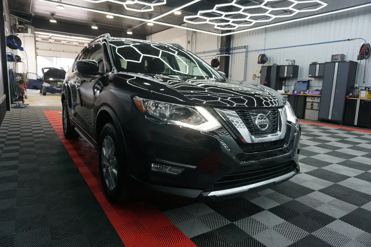 Nissan Rogue fotografie Nissan Rogue