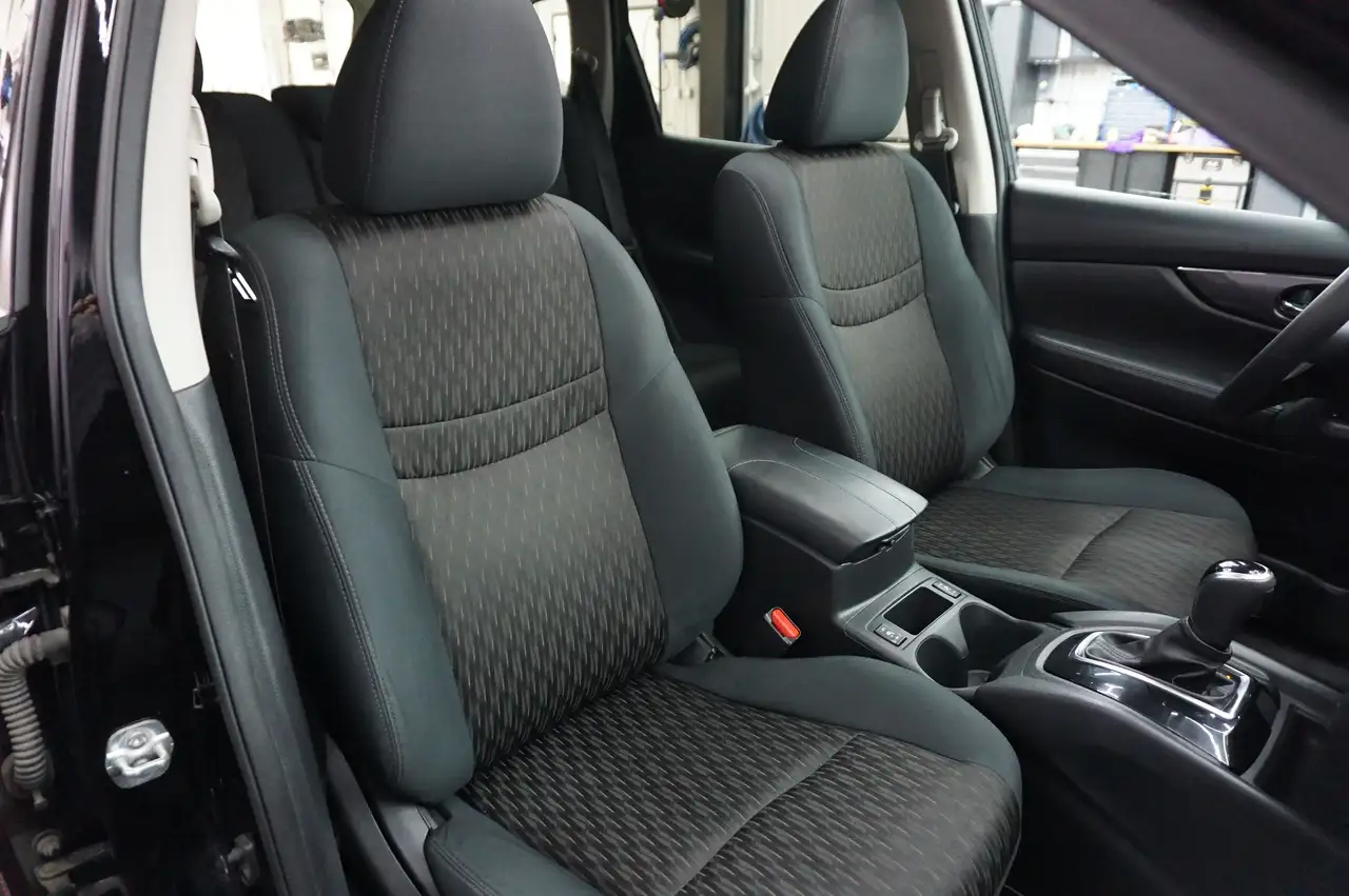 Nissan Rogue fotografie Nissan Rogue
