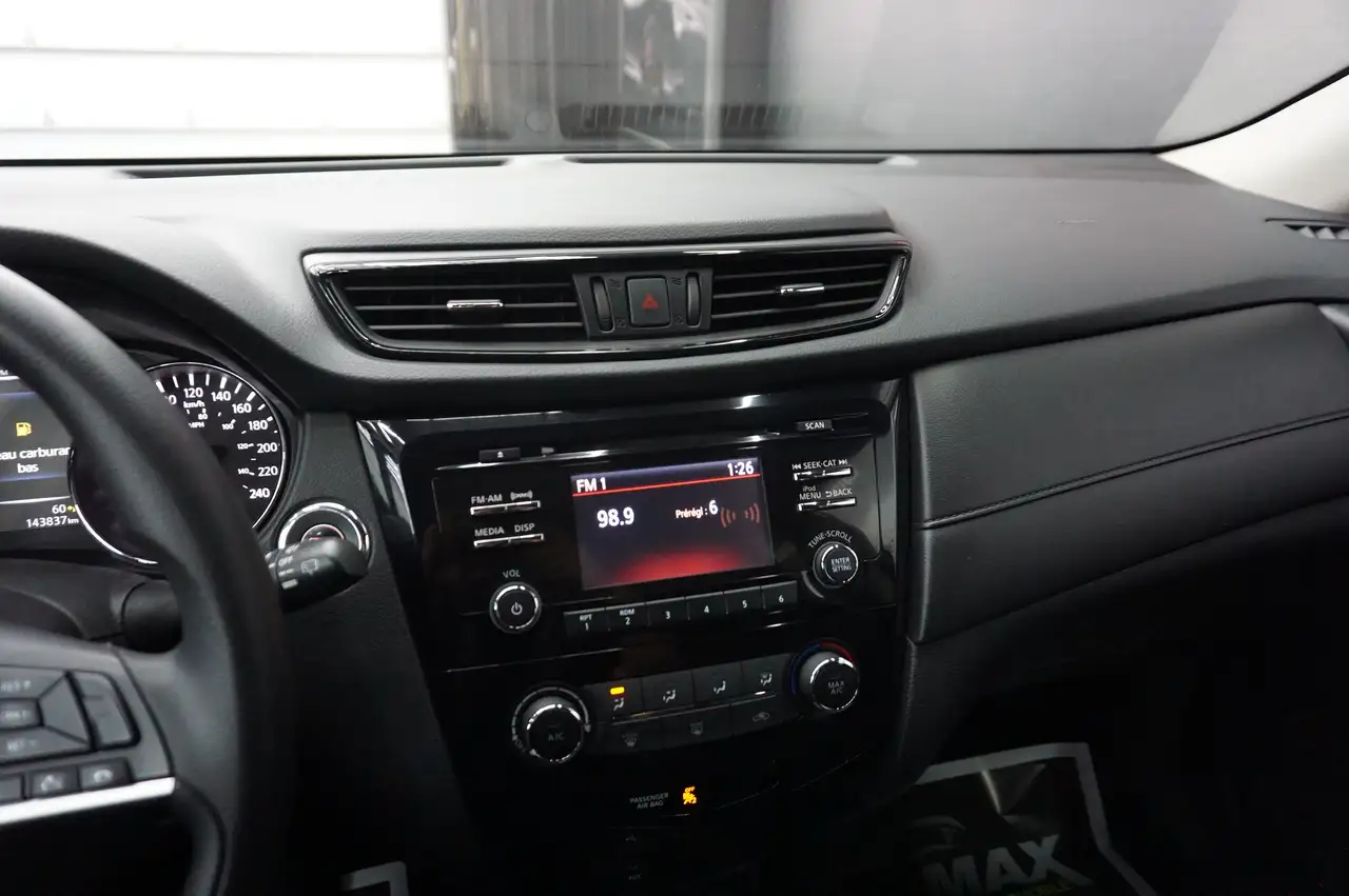 Nissan Rogue fotografie Nissan Rogue