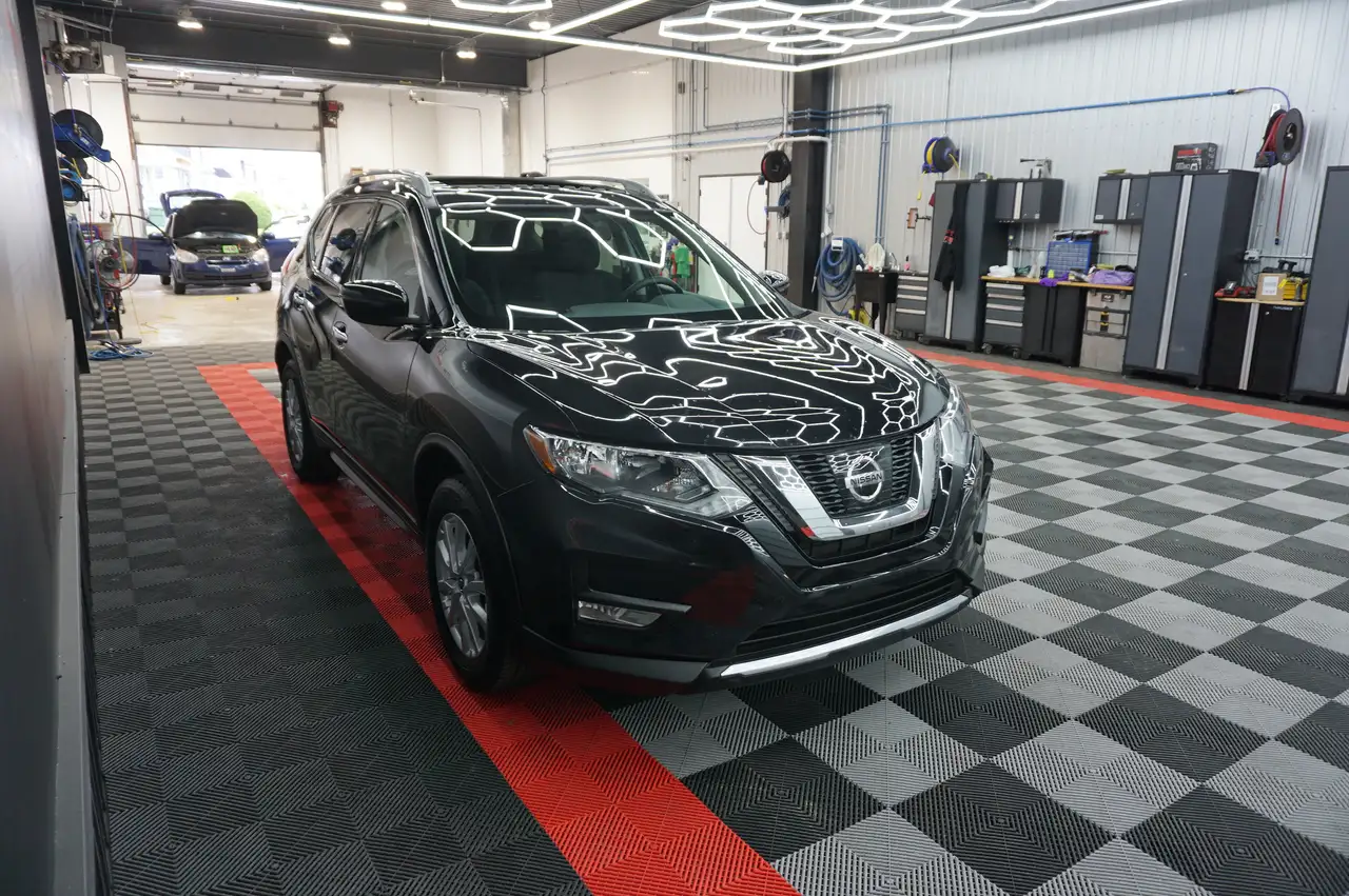 Nissan Rogue fotografie Nissan Rogue