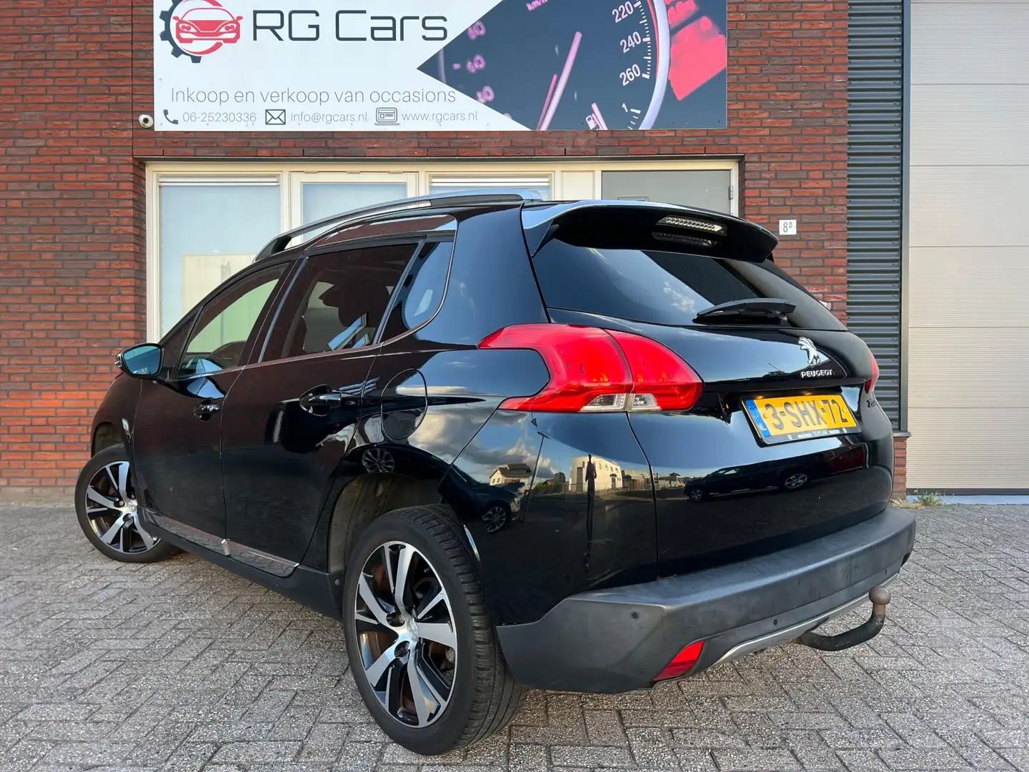 Peugeot 2008 1.6 VTi Féline / Pano / Leder / Navi / PDC / Cruis Zwart - 2