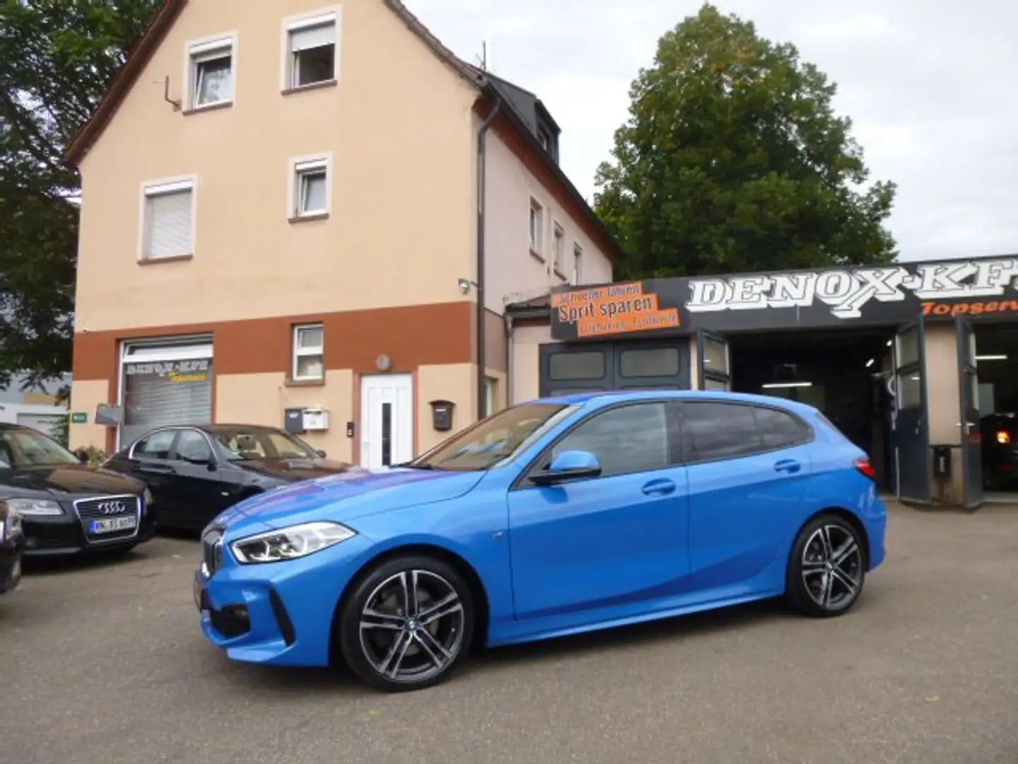 BMW 118 118 d M Sport Paket 1-Hand Frauenfahrzeug Blau - 2